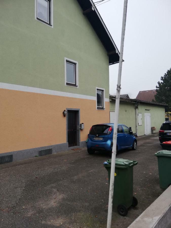 Apartment In Salzkammergut Attnang-Puchheim Exteriör bild